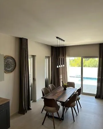Suton U Zatonu - With Private Pool