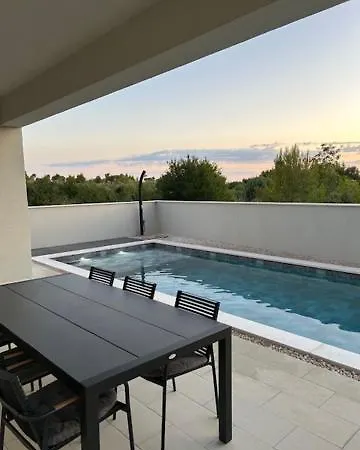 Suton U Zatonu - With Private Pool Βίλα